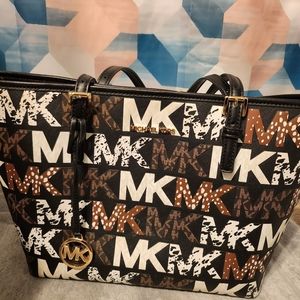 Mk purse
